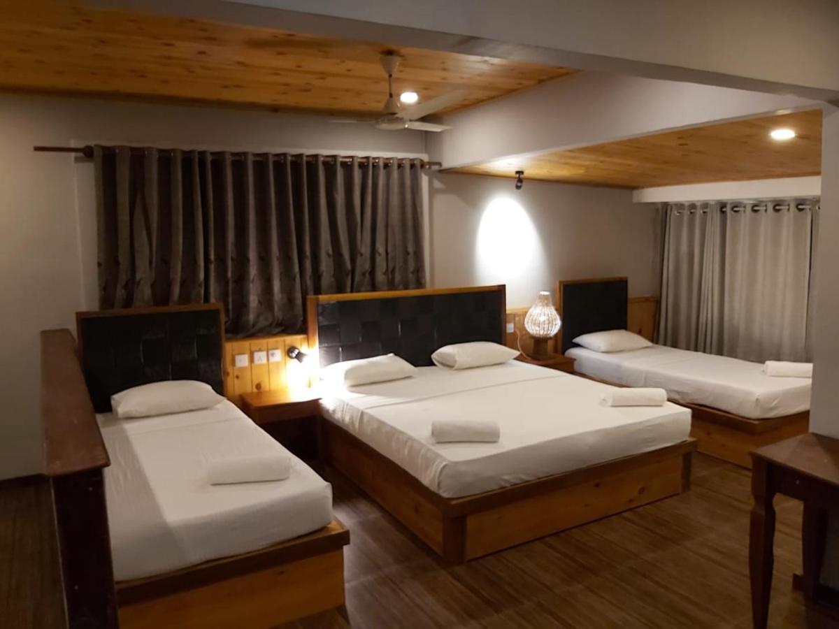 Suncoast Beach Hotel Mirissa Kültér fotó